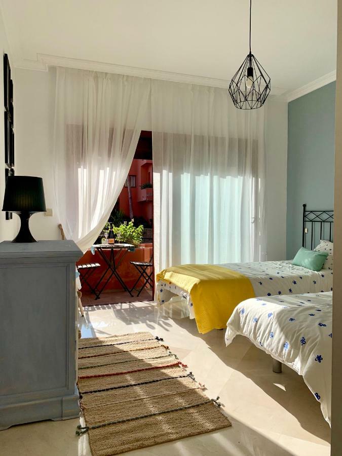 Beachside Apartment In Марбелья Екстер'єр фото
