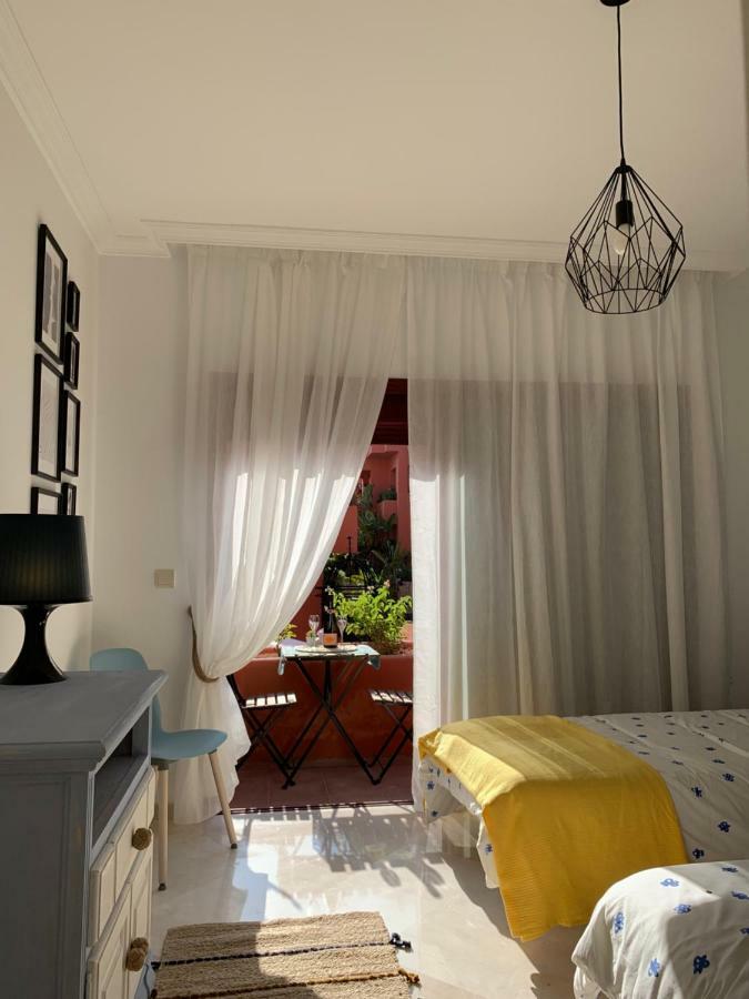 Beachside Apartment In Марбелья Екстер'єр фото
