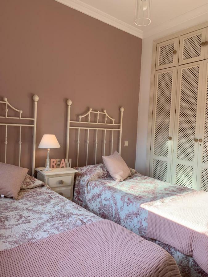 Beachside Apartment In Марбелья Екстер'єр фото