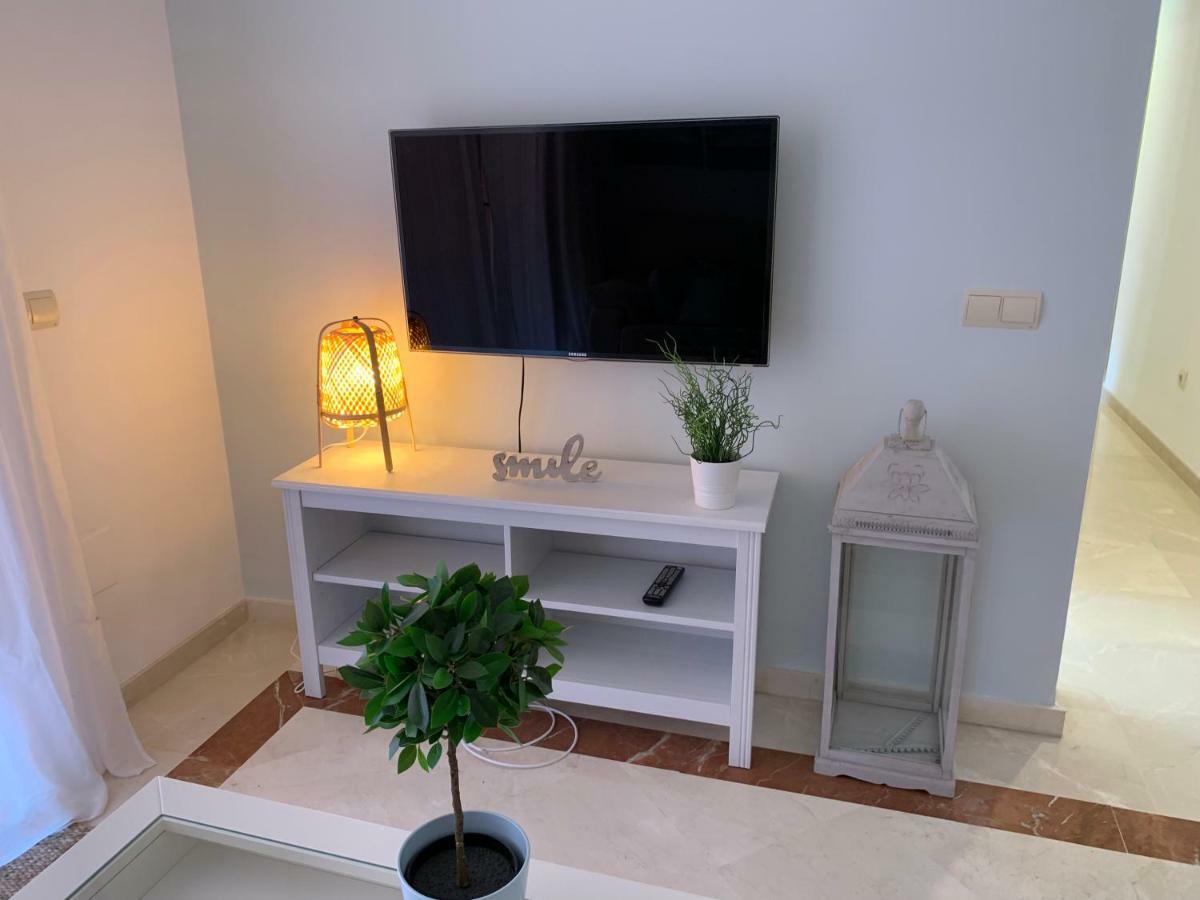 Beachside Apartment In Марбелья Екстер'єр фото